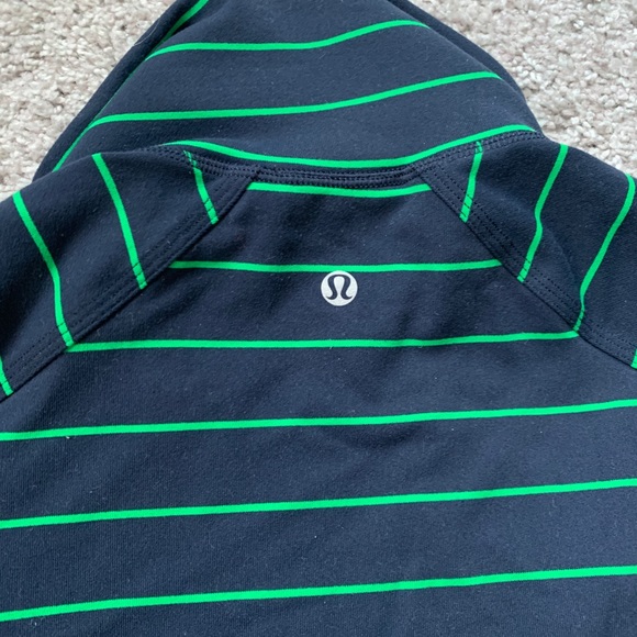 LuLu zip up - Picture 2 of 5